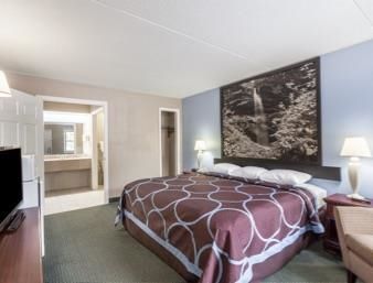 Hotel Super 8 By Wyndham Kingston Habitación foto
